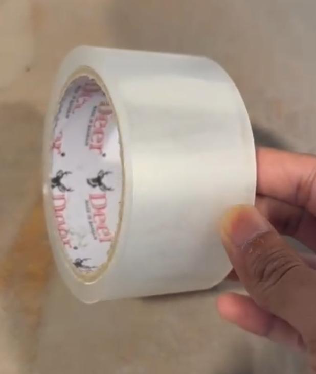 Tape Transparent Pet ມີຂໍ້ດີຕໍ່ໄປນີ້: